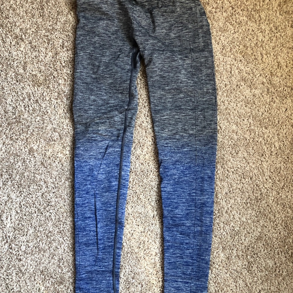 Lululemon ombré grey blue leggings
